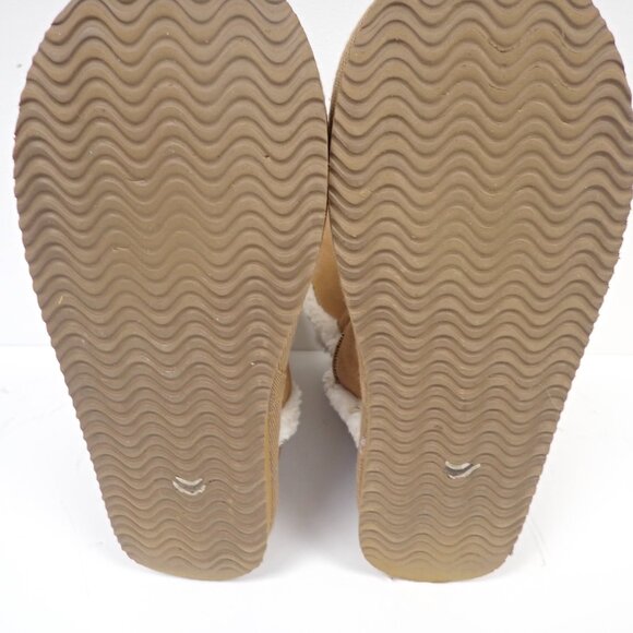 American Eagle suede boots with faux shearling lining. - Picture 9 of 9